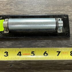 Slide Out Roller with Bracket 08407736