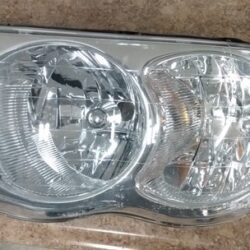 TYC Drivers Side Headlight 20-6234