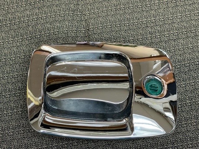 TriMark Right Hand CHROME Baggage Door Latch Assembly 22579-01