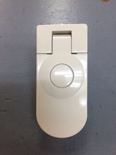 C5 Sealed Lever Latches Colonial White C5-99-102-35
