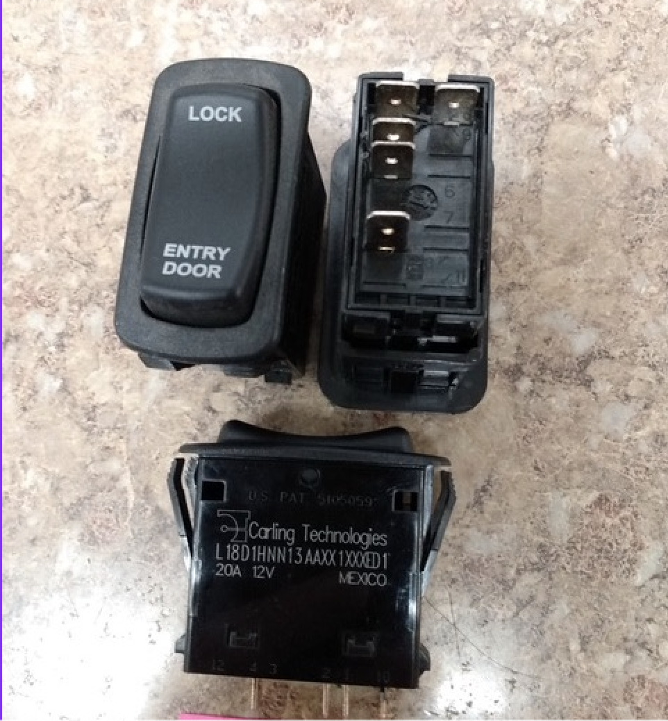 LOCK / ENTRY DOOR 12 volt Switch L18D1HNN1-3AAXX-XED1