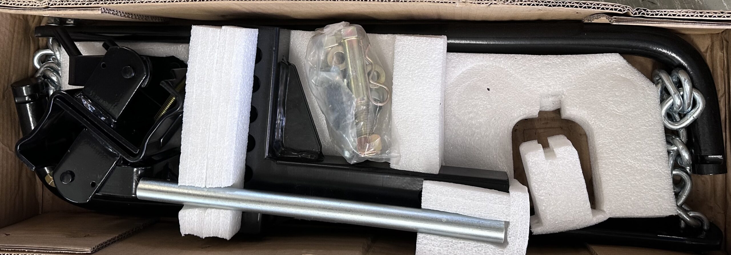 CURT Weight Distribution Hitch - Image 3