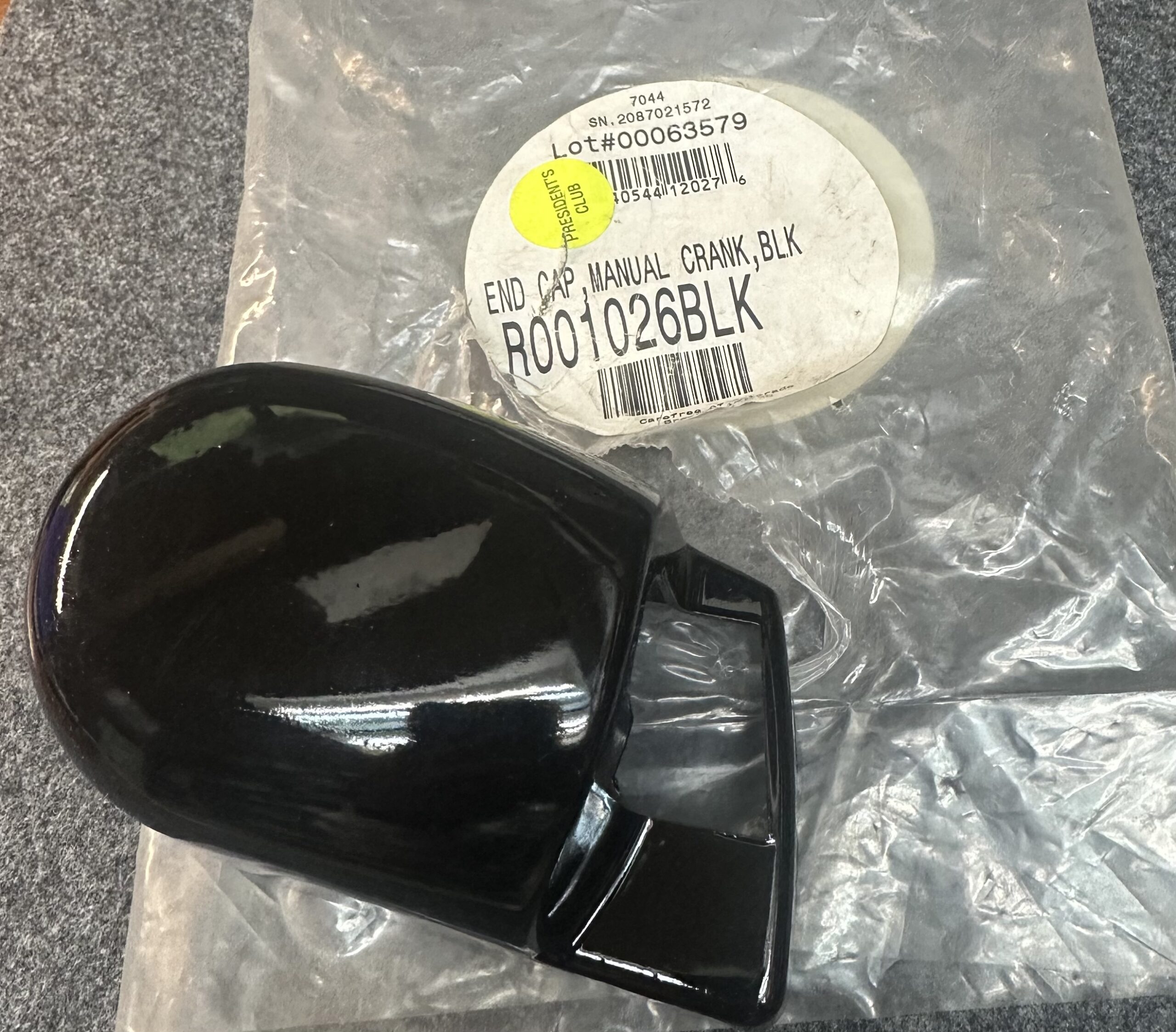 Carefree of Colorado End Cap, Manual Crank, BLK R001026BLK