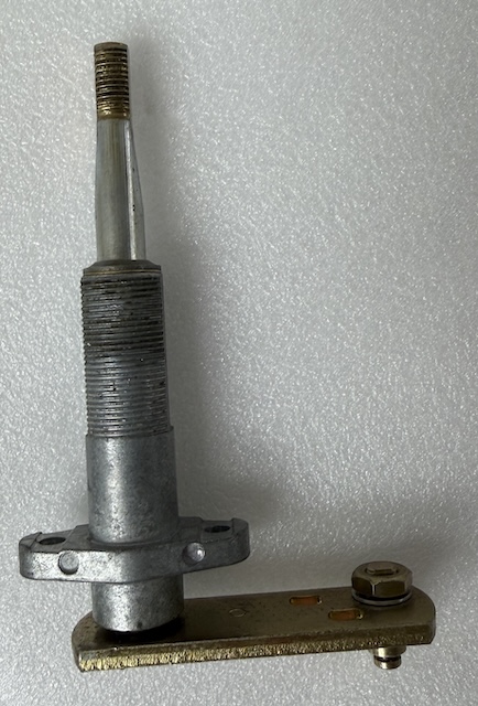 Wiper Pivot Shaft 62712-B